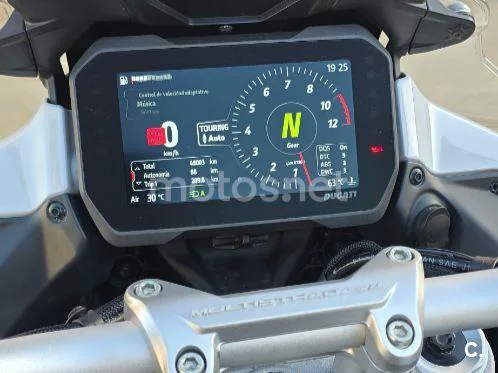Ducati Multistrada V4 - Vista 7