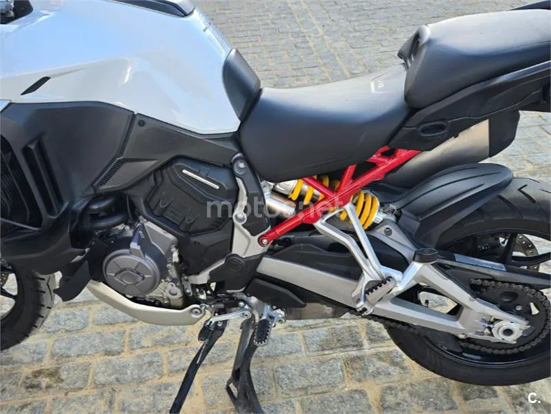 Ducati Multistrada V4 - Vista 10