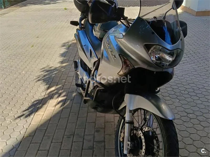 Honda XL650V Transalp - Vista 3