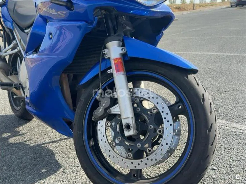 Suzuki Bandit 650S - Vista 7