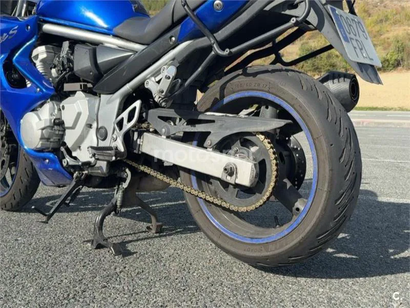 Suzuki Bandit 650S - Vista 10