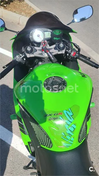 Kawasaki Ninja ZX-6R - Vista 13