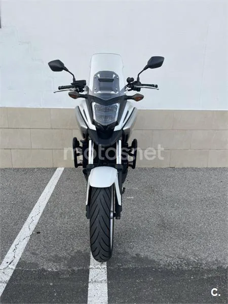 Honda NC750X - Vista 5