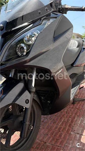 Kymco Super Dink 300 - Vista 11