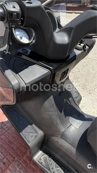 Kymco Super Dink 300 - Vista 10