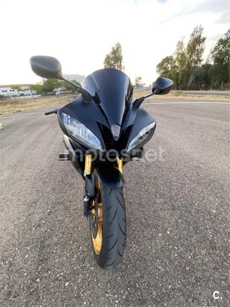 Yamaha YZF-R6 - Vista 3