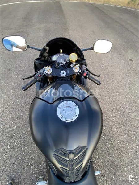 Yamaha YZF-R6 - Vista 4
