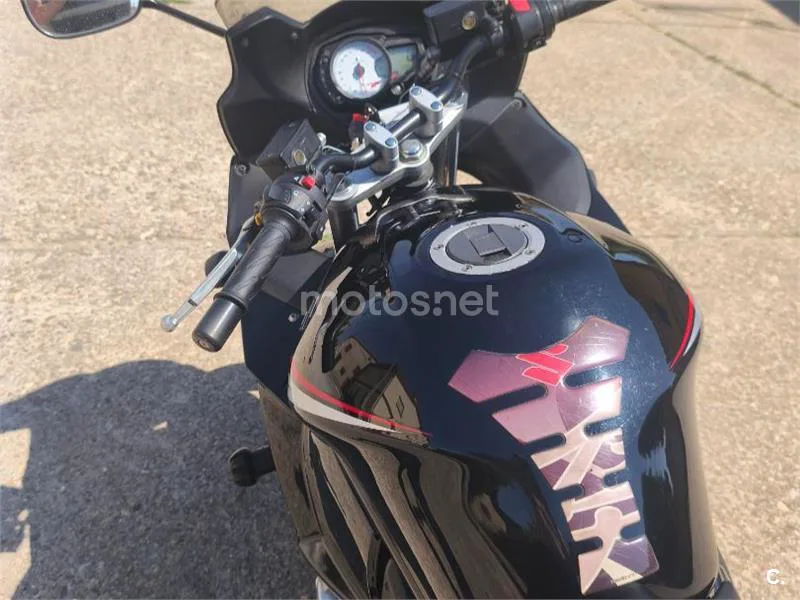 Suzuki GSX650F - Vista 7