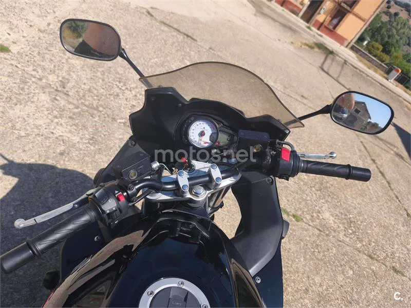 Suzuki GSX650F - Vista 8