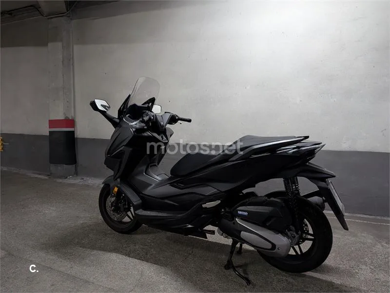 Honda Forza 125 - Vista 4
