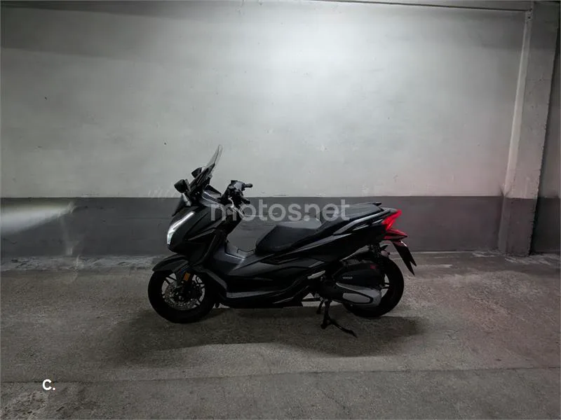 Honda Forza 125 - Vista 5