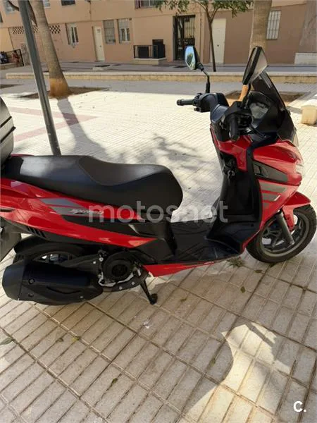 Aprilia SXR 50 - Vista 3