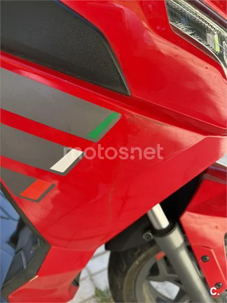 Aprilia SXR 50 - Vista 8