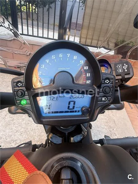 Kawasaki Vulcan S - Vista 4