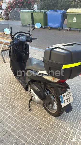 Honda SH125i 2000 € 2008 Barcelona - 1