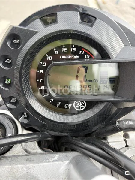 Yamaha FZ6 - Vista 8