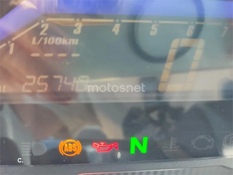 Honda Integra 750 S - Vista 6