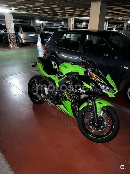 Kawasaki Ninja 650 - Vista 5