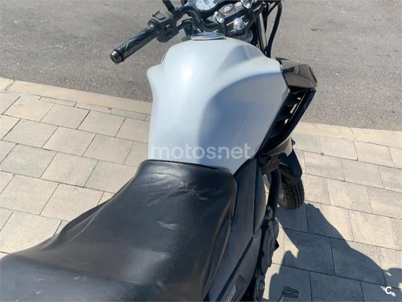 Yamaha YS125 - Vista 6