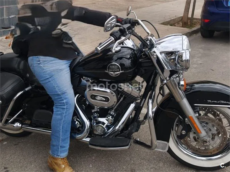 Harley-Davidson Road King - Vista 3