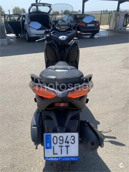 Yamaha XMAX 125 - Vista 3