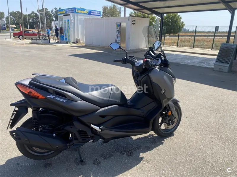 Yamaha XMAX 125 - Vista 4