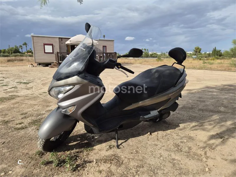 Suzuki Burgman 125 - Vista 4