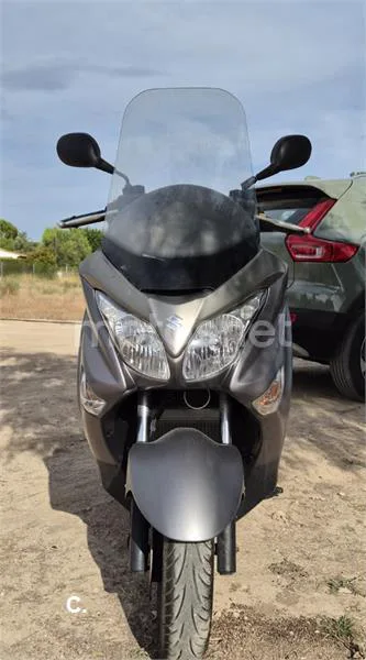 Suzuki Burgman 125 - Vista 7