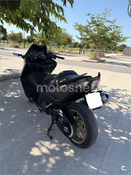 Yamaha TMAX 530 - Vista 5