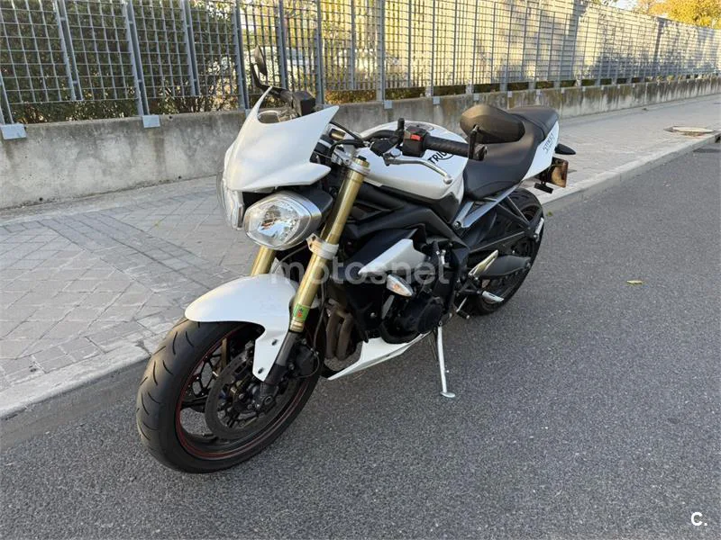 Triumph Street Triple 5250 € 2016 Madrid - 2