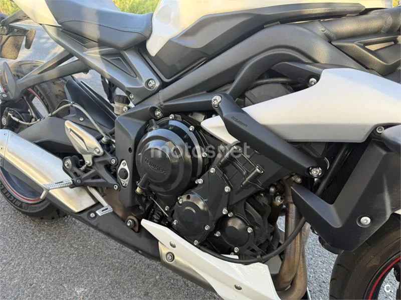 Triumph Street Triple - Vista 5
