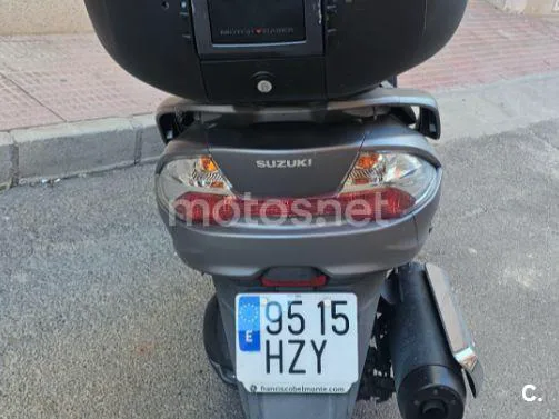 Suzuki Burgman 400 - Vista 7