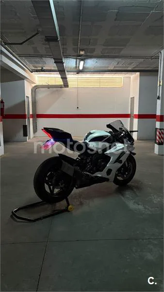 Yamaha YZF-R6 13.500 € 2018 Alicante - 2