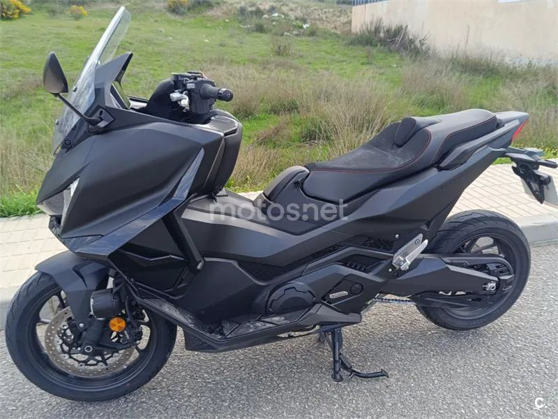 Honda Forza 750 12.100 € 2025 Granada - 2