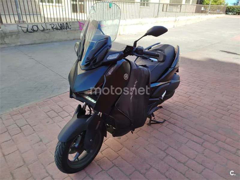 Yamaha XMAX 300 - Vista 7