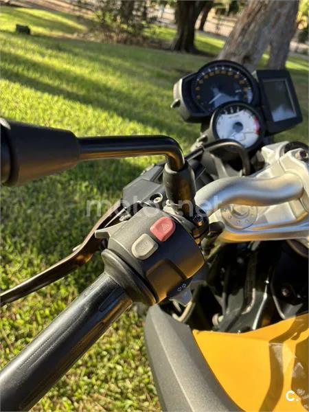 BMW F 800 R - Vista 7