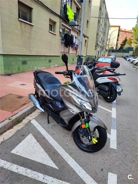 Kawasaki J125 - Vista 3