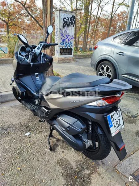 Kawasaki J125 - Vista 5