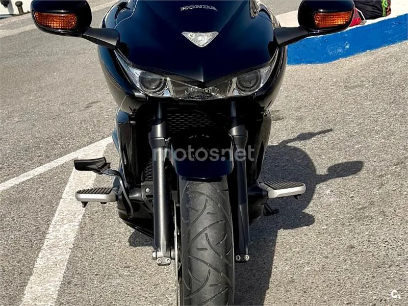 Honda DN-01 - Vista 9