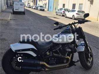 Harley-Davidson Fat Bob - Vista 3