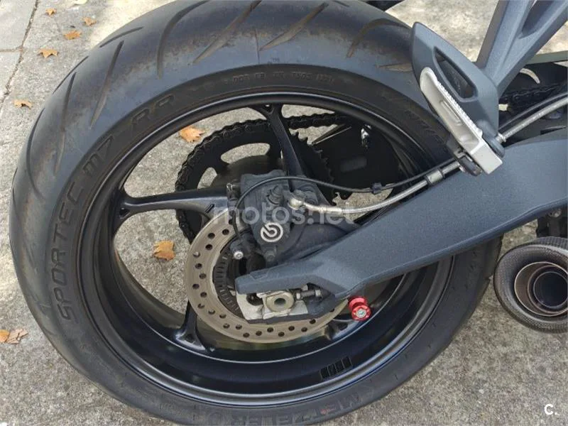 Triumph Street Triple - Vista 11