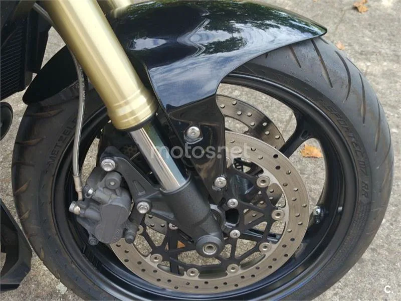 Triumph Street Triple - Vista 3