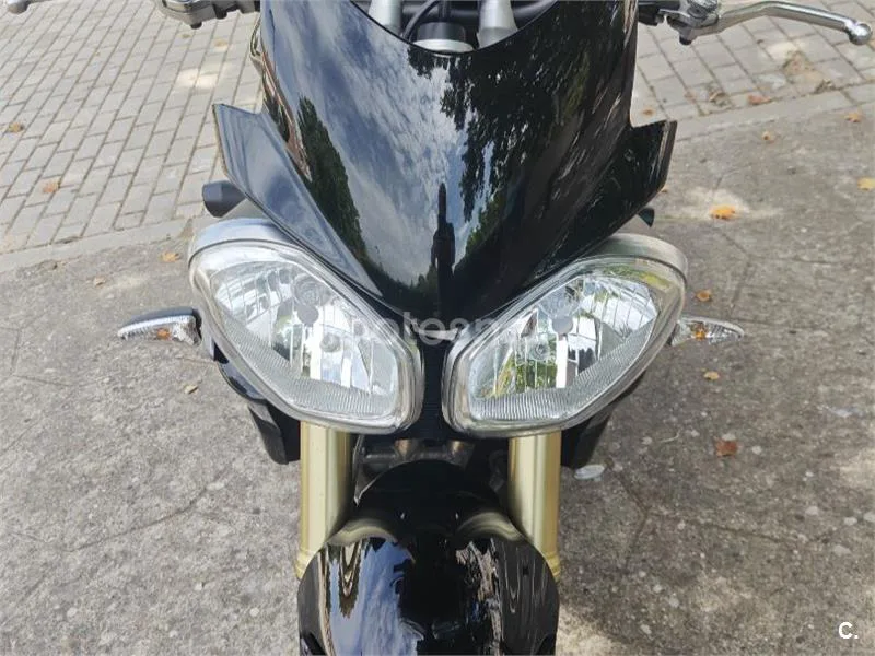 Triumph Street Triple - Vista 6