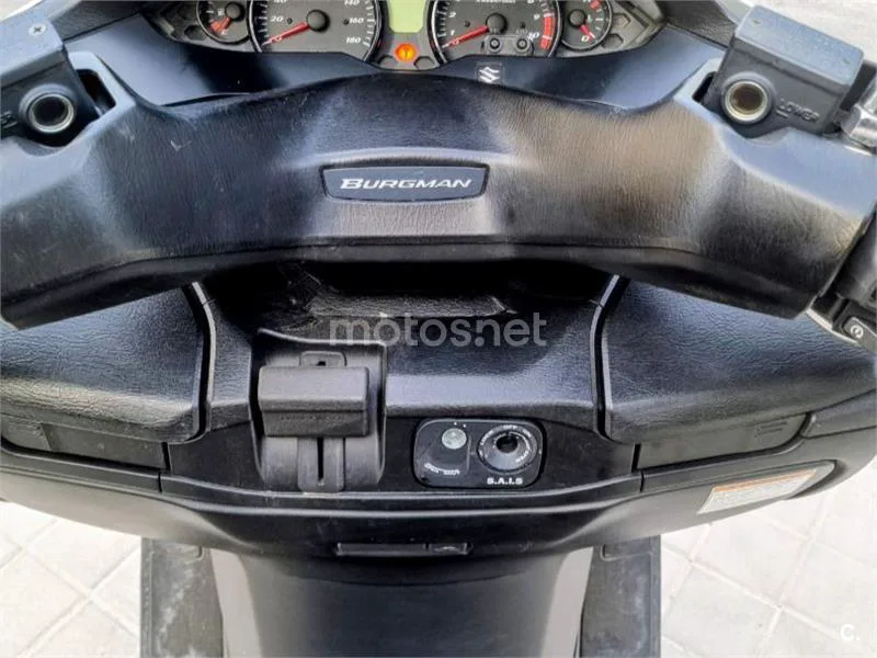 Suzuki Burgman 400 - Vista 6