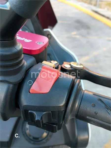 Kymco Xciting 500R - Vista 7