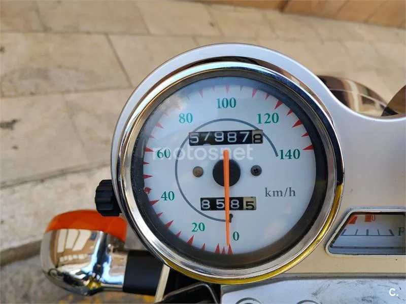 Yamaha YBR125 - Vista 3