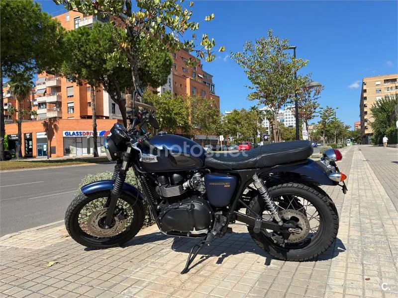 Triumph Scrambler - Vista 3