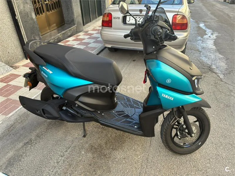Yamaha RayZR 125 - Vista 4