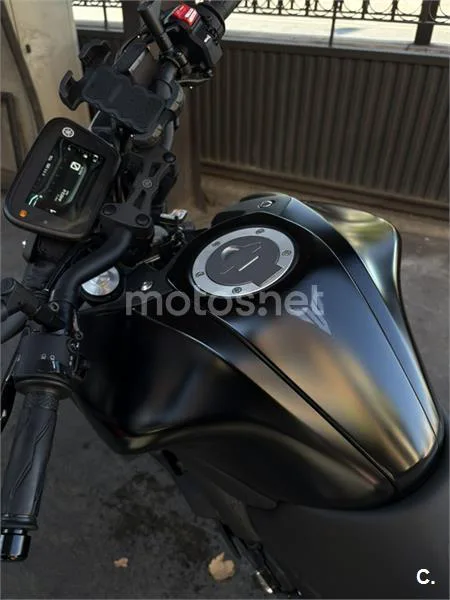 Yamaha MT-125 - Vista 4
