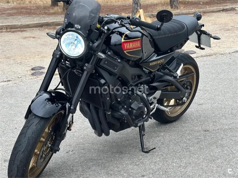 Yamaha XSR900 - Vista 3